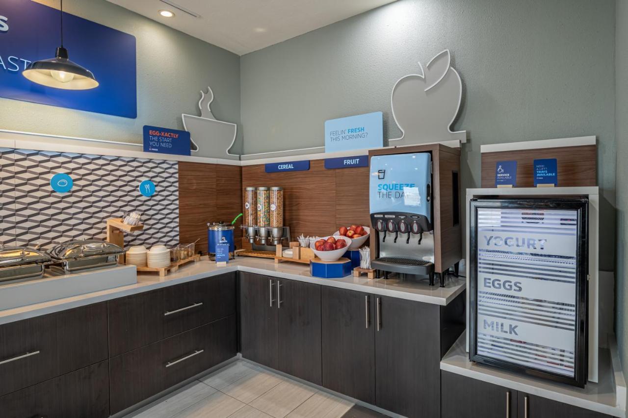 Holiday Inn Express & Suites N Waco Area - West By Ihg מראה חיצוני תמונה