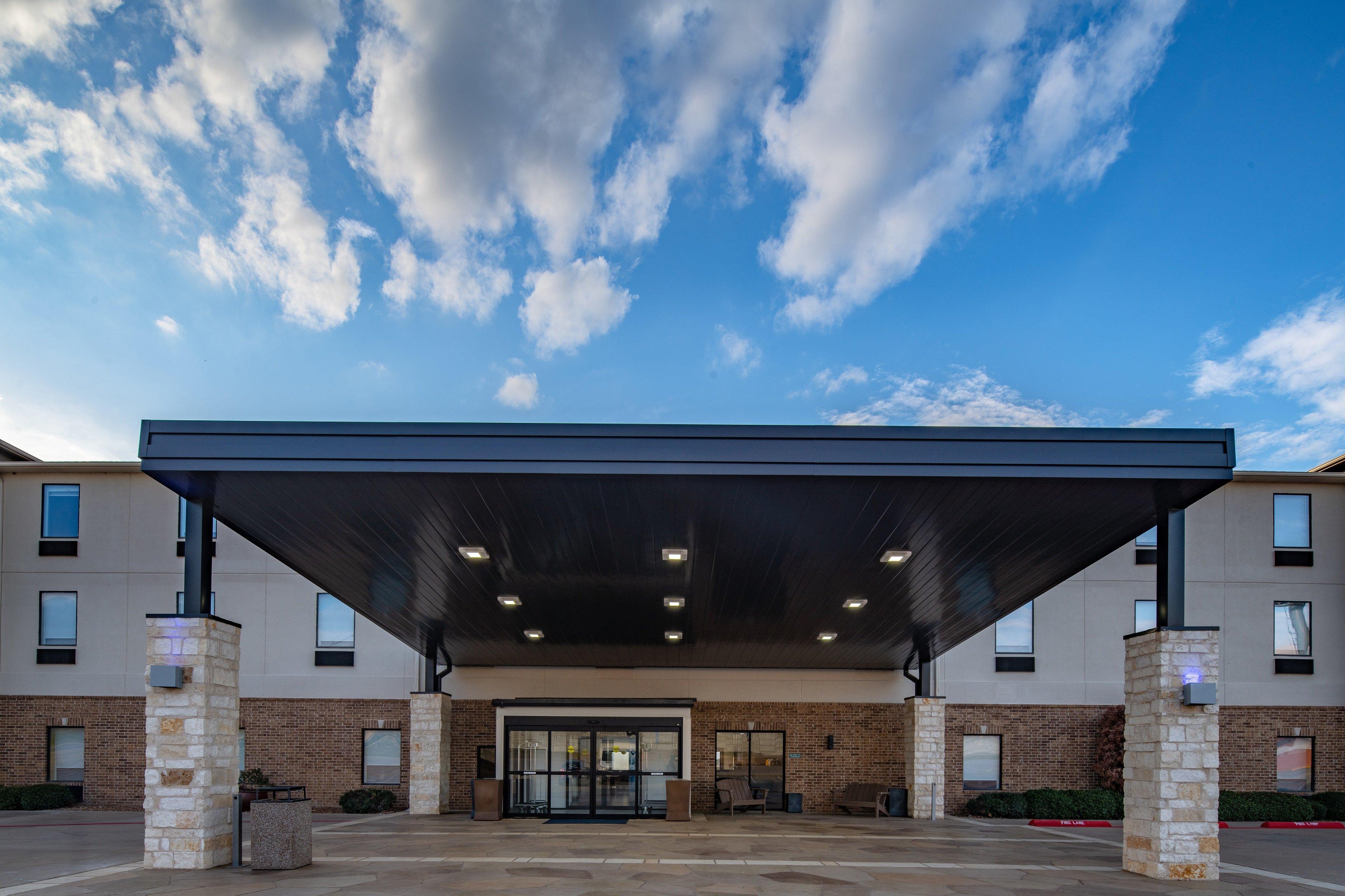 Holiday Inn Express & Suites N Waco Area - West By Ihg מראה חיצוני תמונה
