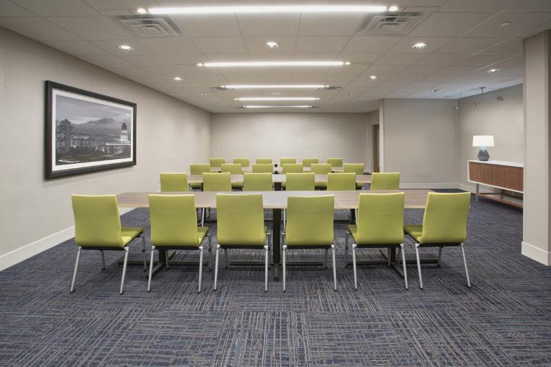 Holiday Inn Express & Suites N Waco Area - West By Ihg מראה חיצוני תמונה